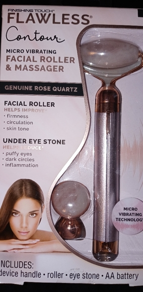 FLAWLESS Other - ❤NWOT FLAWLESS FACIAL MASSAGER❤